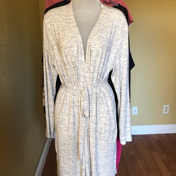 Dkny Sweaters - 🍀DKNY belted lounger/robe🍀